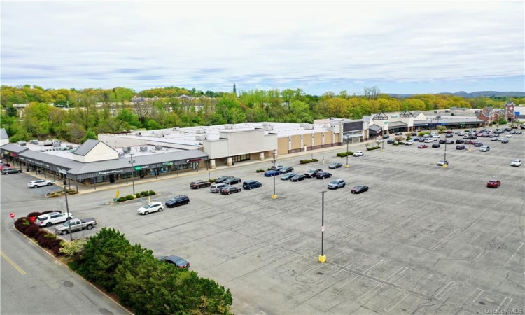 1 Spring Valley Market Place, Clarkstown, NY, ,Commercial Lease,For Rent,Spring Valley Market,H6083191