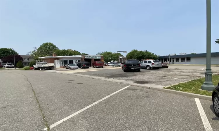 99 Wolcott Road, Levittown, NY, ,Business Opportunity,For Sale,Wolcott,3479915