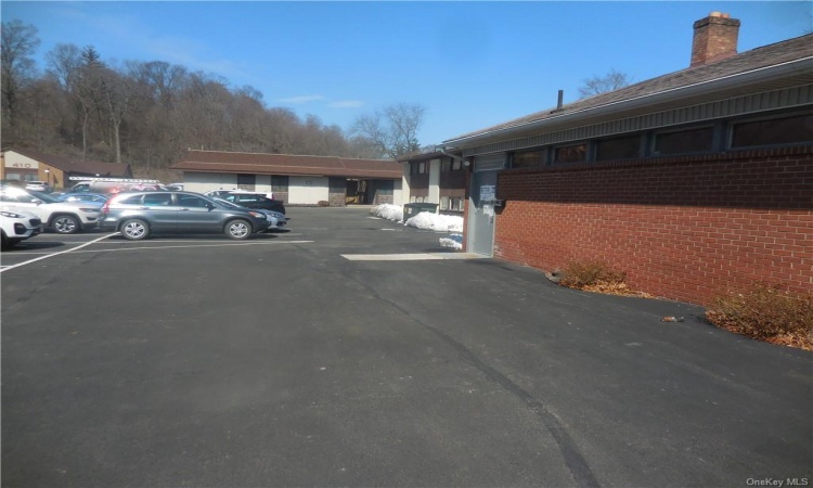 327 Fullerton Avenue, Newburgh City, NY, ,Commercial Lease,For Rent,Fullerton,H6238334