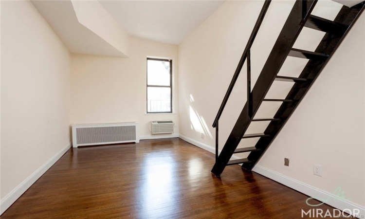 26 E 13th St, New York, NY, 2 Rooms Rooms,1 BathroomBathrooms,Residential Lease,For Rent,E 13th St,H6238744