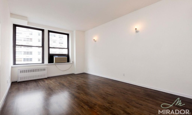 65 Fourth Avenue, New York, NY, 1 Bedroom Bedrooms, 2 Rooms Rooms,1 BathroomBathrooms,Residential Lease,For Rent,Fourth,H6242611