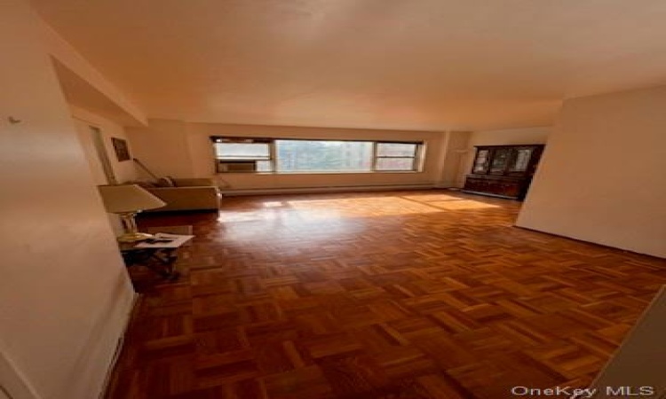 6 Fordham Hill Oval, Bronx, NY, 1 Bedroom Bedrooms, 3 Rooms Rooms,1 BathroomBathrooms,Residential,For Sale,Fordham Hill,H6269238