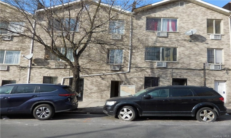 241 173rd Street, Bronx, NY, 8 Bedrooms Bedrooms, ,3 BathroomsBathrooms,Residential Income,For Sale,173rd,H6272252