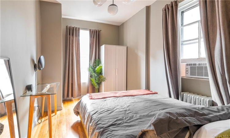 104 83rd Street, New York, NY, 1 Bedroom Bedrooms, 2 Rooms Rooms,1 BathroomBathrooms,Residential Lease,For Rent,83rd,H6265063