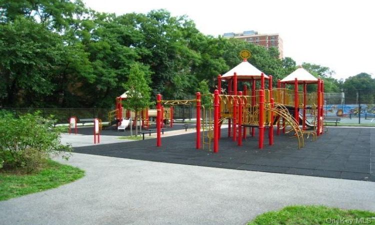 Next door Fay park  with tennis courts and playground