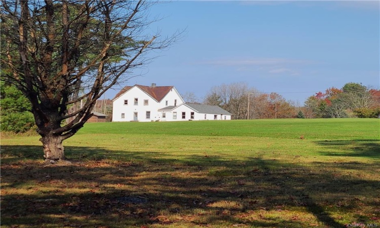 22 Arrowhead Road, Tusten, NY, 12 Bedrooms Bedrooms, ,8 BathroomsBathrooms,Residential Income,For Sale,Arrowhead,H6276898