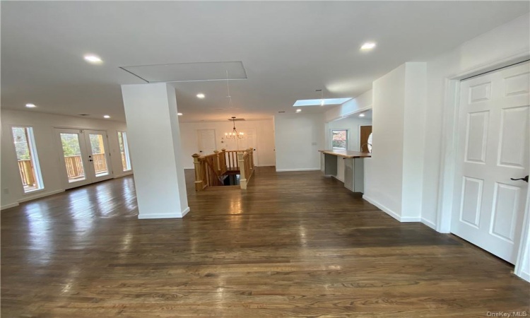 OPEN CONCEPT MAIN LEVEL