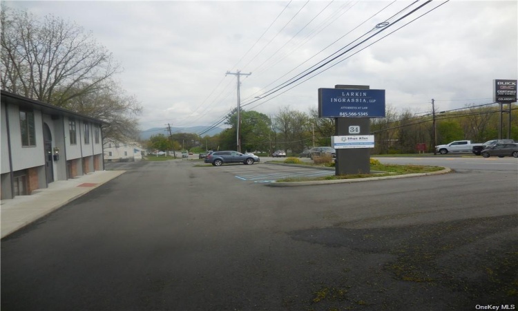 34 Route 17K, Newburgh, NY, ,Commercial Lease,For Rent,Route 17K,H6279713