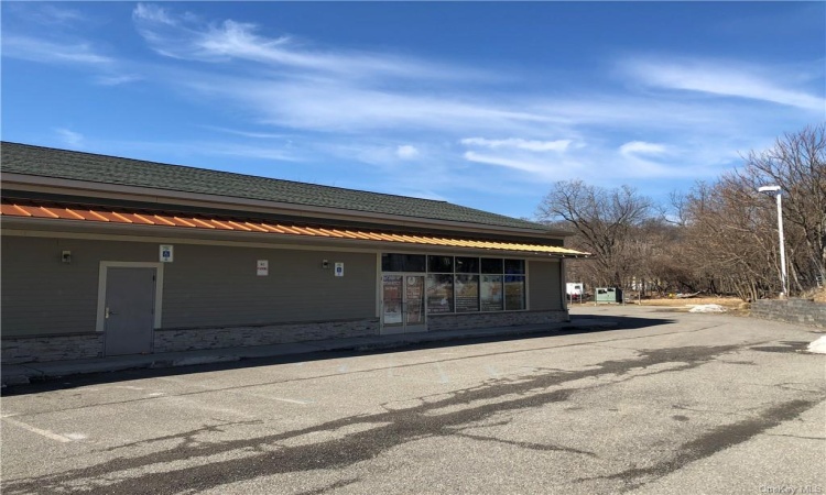 139-147 Wickham Avenue, Middletown, NY, ,Commercial Lease,For Rent,Wickham,H6230768