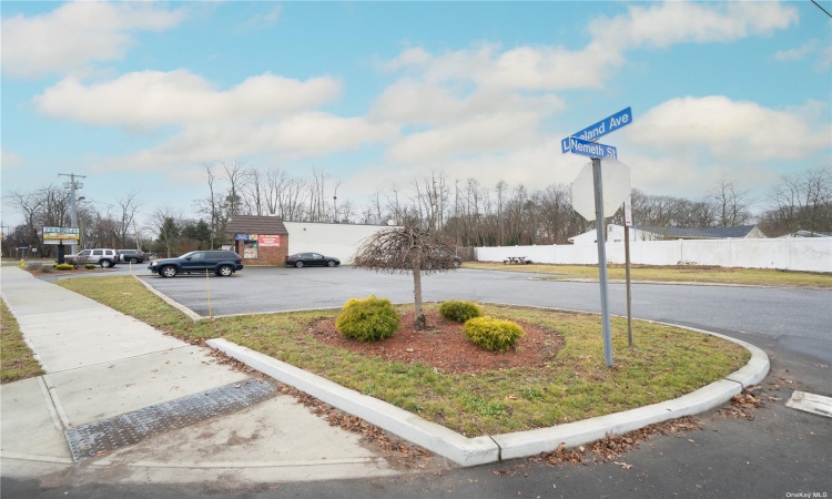 1460 Smithtown Avenue, Bohemia, NY, ,Business Opportunity,For Sale,Smithtown,3522724