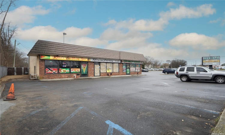 1460 Smithtown Avenue, Bohemia, NY, ,Business Opportunity,For Sale,Smithtown,3522724