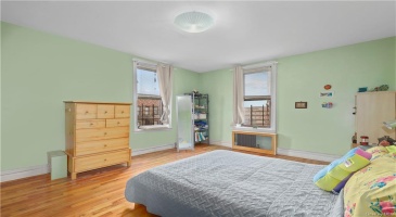 2922 Barnes Avenue, Bronx, NY, 2 Bedrooms Bedrooms, 4 Rooms Rooms,1 BathroomBathrooms,Residential,For Sale,Barnes,H6283328