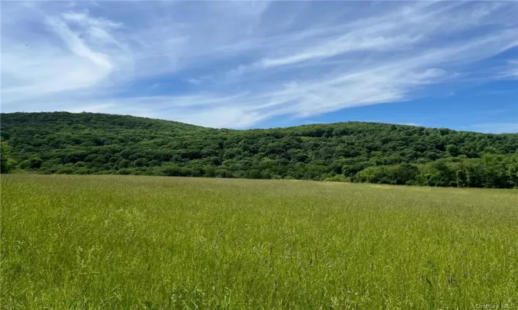 View of mountain feature