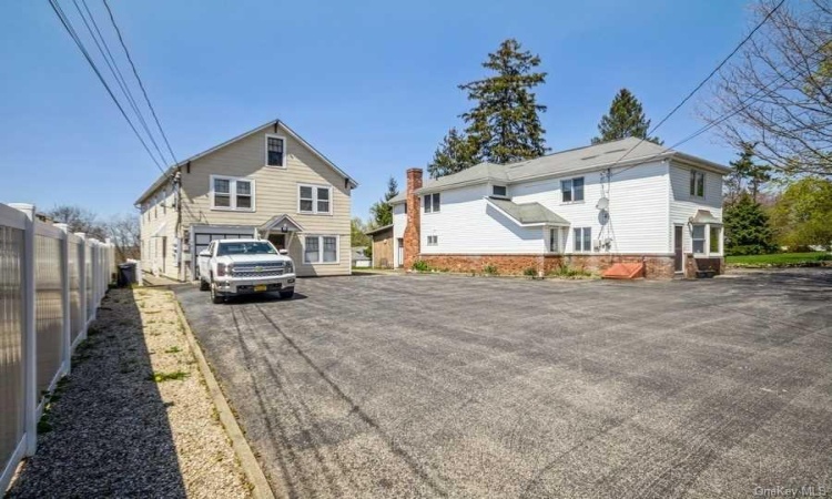 127133 Old Route 9, Fishkill, NY, ,Residential Income,For Sale,Old Route 9,HM407600