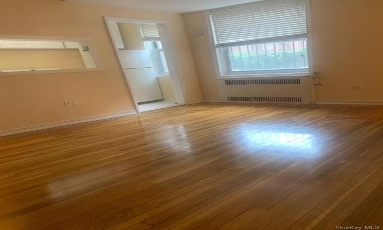 2600 Henry Hudson Parkway, Bronx, NY, 1 Bedroom Bedrooms, 3 Rooms Rooms,1 BathroomBathrooms,Residential,For Sale,Henry Hudson,H6258120