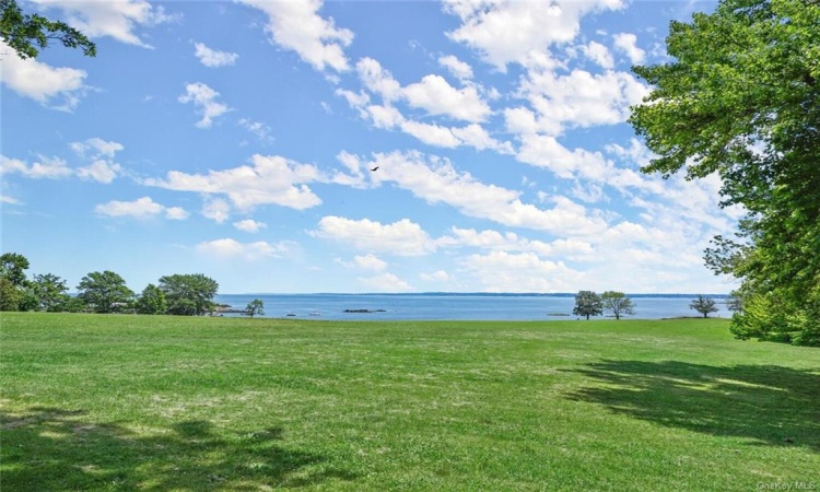 Long Island Sound views!