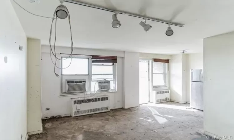 1935 Shore Parkway, Brooklyn Heights, NY, 2 Bedrooms Bedrooms, 4 Rooms Rooms,1 BathroomBathrooms,Residential,For Sale,Shore,H6289422