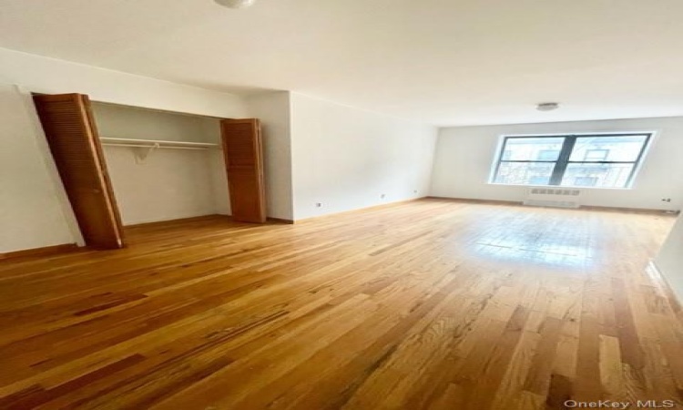 515 151 St Street, New York, NY, 1 Bedroom Bedrooms, 2 Rooms Rooms,1 BathroomBathrooms,Residential,For Sale,151 St,H6289524