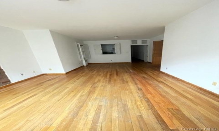 515 151 St Street, New York, NY, 1 Bedroom Bedrooms, 2 Rooms Rooms,1 BathroomBathrooms,Residential,For Sale,151 St,H6289524