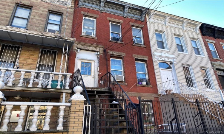 430 144th Street, Bronx, NY, 7 Bedrooms Bedrooms, ,3 BathroomsBathrooms,Residential Income,For Sale,144th,H6290285