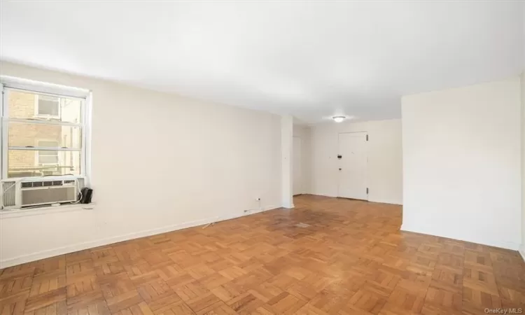 205 238th Street, New York, NY, 1 Bedroom Bedrooms, 3 Rooms Rooms,1 BathroomBathrooms,Residential,For Sale,238th,H6289906