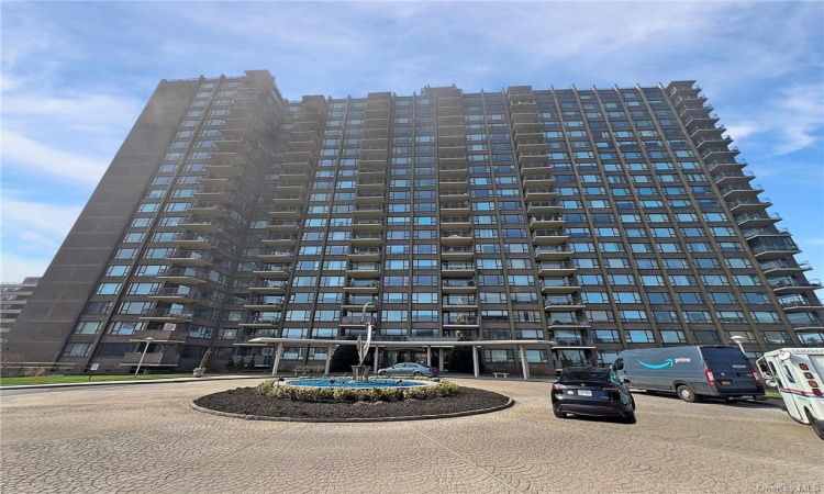 166-25 Powells Cove Boulevard, Beechhurst, NY, 2 Bedrooms Bedrooms, 5 Rooms Rooms,2 BathroomsBathrooms,Residential,For Sale,Powells Cove,H6292110