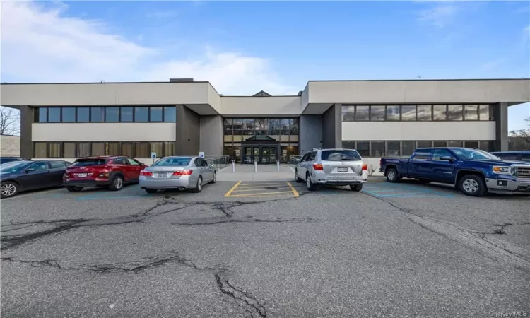 222 Route 59, Ramapo, NY, ,Commercial Lease,For Rent,Route 59,H6294967