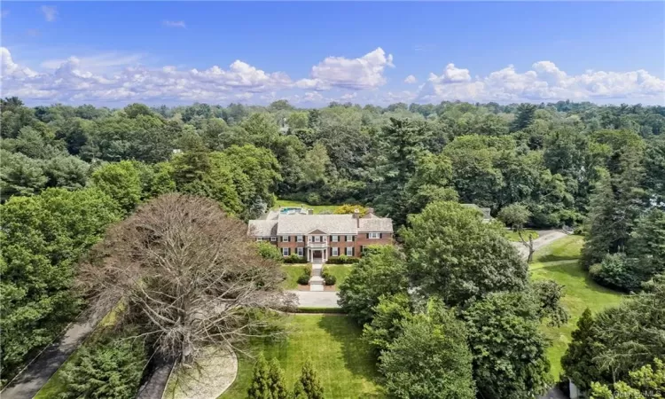 8 Cooper Road, Scarsdale, NY, 6 Bedrooms Bedrooms, 12 Rooms Rooms,5 BathroomsBathrooms,Residential,For Sale,Cooper,H6289876