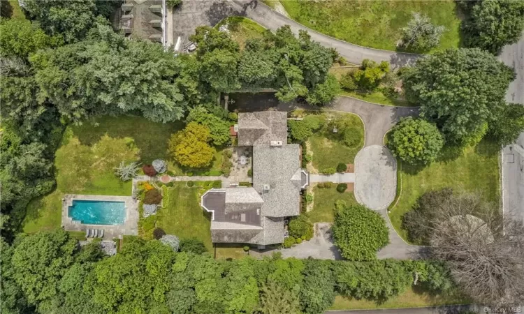 8 Cooper Road, Scarsdale, NY, 6 Bedrooms Bedrooms, 12 Rooms Rooms,5 BathroomsBathrooms,Residential,For Sale,Cooper,H6289876