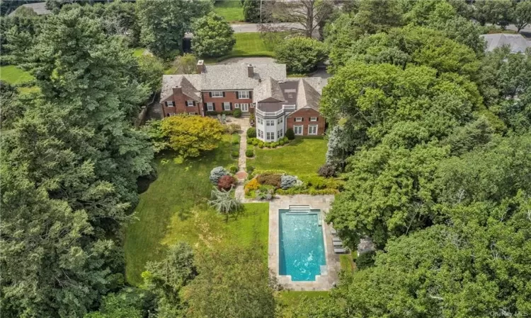 8 Cooper Road, Scarsdale, NY, 6 Bedrooms Bedrooms, 12 Rooms Rooms,5 BathroomsBathrooms,Residential,For Sale,Cooper,H6289876