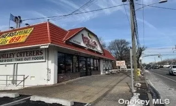 560 Franklin Avenue, Franklin Square, NY, ,Business Opportunity,For Sale,Franklin,3538359