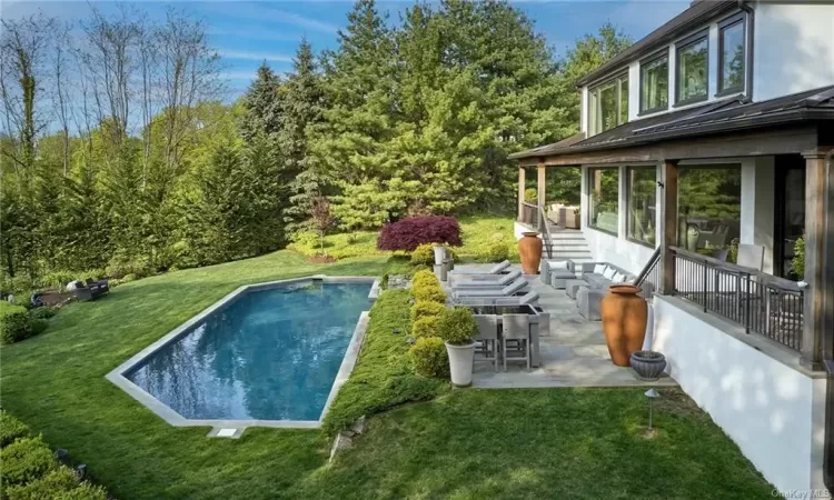 A side view of the patio and pool