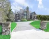 946 Esplanade, Pelham, NY, 10 Bedrooms Bedrooms, 25 Rooms Rooms,10 BathroomsBathrooms,Residential,For Sale,Esplanade,H6299451