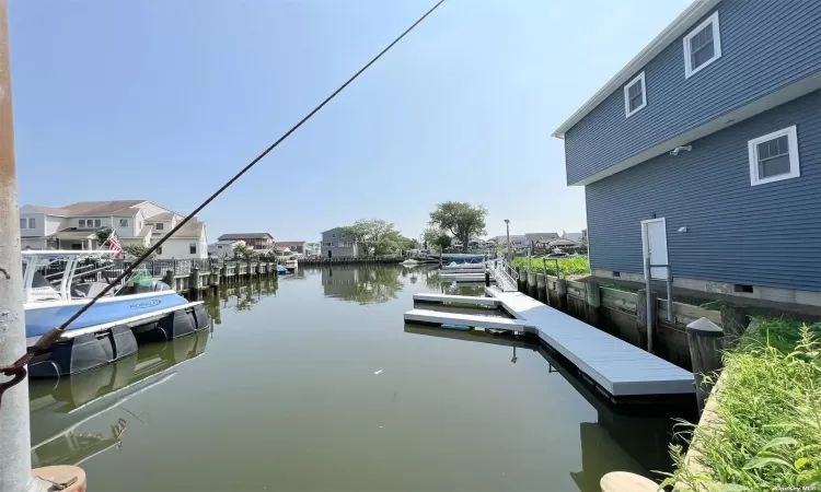 1 Louis Place, Oceanside, NY, 4 Bedrooms Bedrooms, 13 Rooms Rooms,2 BathroomsBathrooms,Residential,For Sale,Louis,3549941