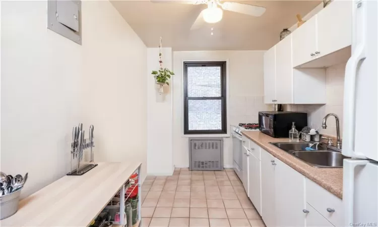 2835 Webb Avenue, Bronx, NY, 1 Bedroom Bedrooms, 4 Rooms Rooms,1 BathroomBathrooms,Residential Lease,For Rent,Webb,H6263263