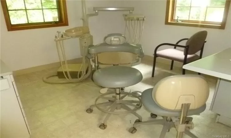 Sitting room with tile floors