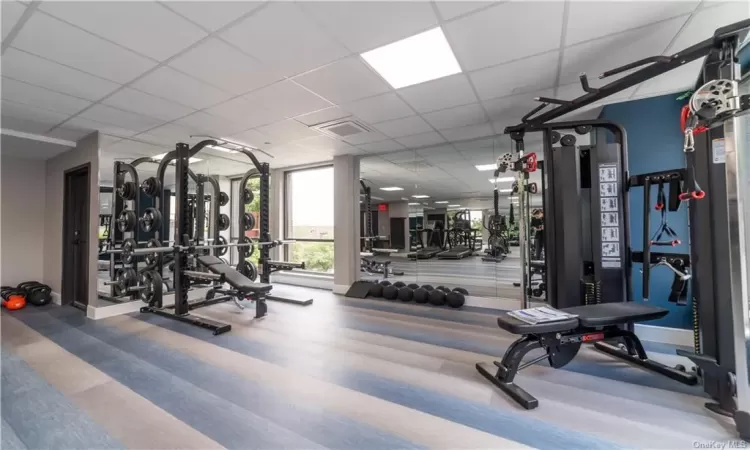 Exercise room with a drop ceiling