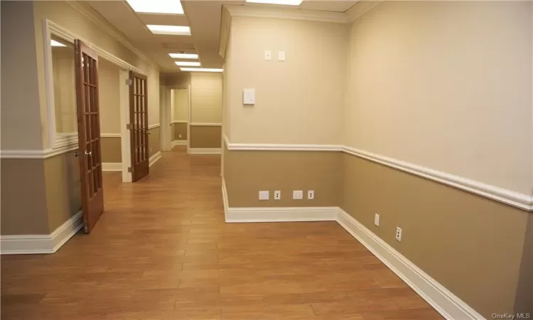 In addition there are 6 offices, 1 conference room, kitchen/breakroom and bathroom.