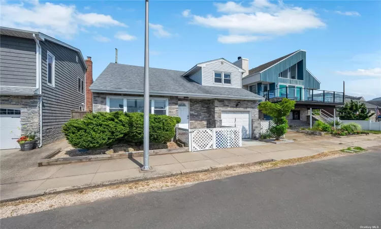 84 Doyle Street, Long Beach, NY, 3 Bedrooms Bedrooms, 6 Rooms Rooms,2 BathroomsBathrooms,Residential,For Sale,Doyle,3558049