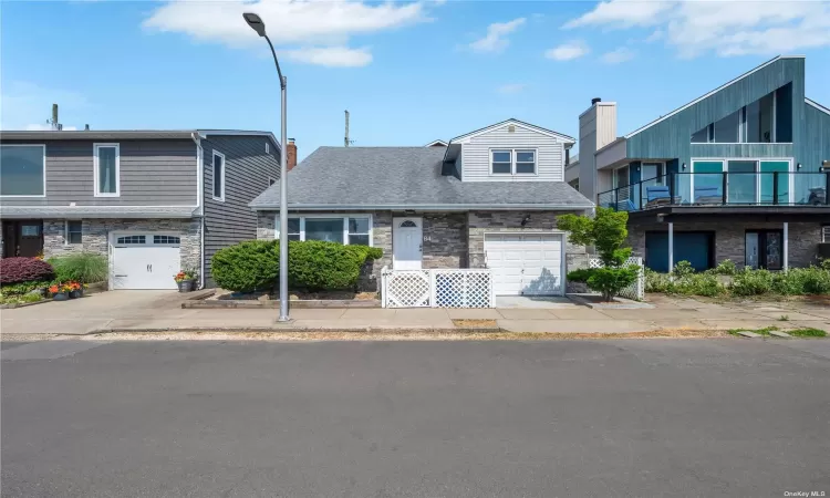 84 Doyle Street, Long Beach, NY, 3 Bedrooms Bedrooms, 6 Rooms Rooms,2 BathroomsBathrooms,Residential,For Sale,Doyle,3558049