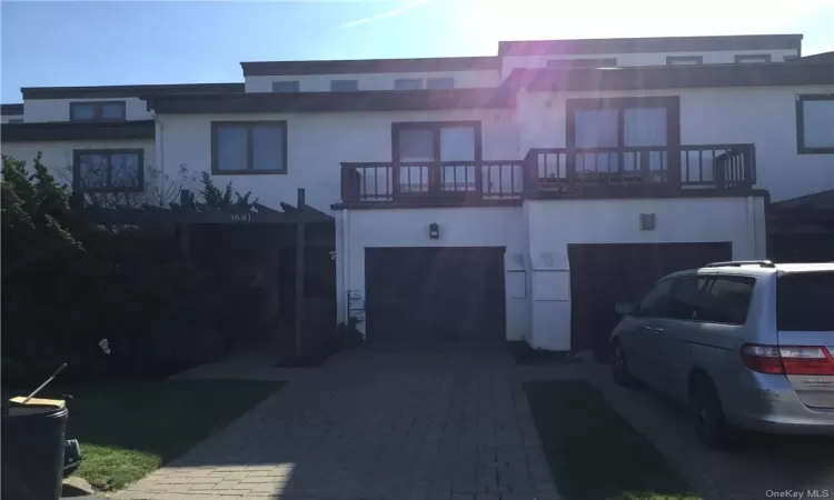 1641 Ocean Boulevard, Atlantic Beach, NY, 3 Bedrooms Bedrooms, 7 Rooms Rooms,2 BathroomsBathrooms,Residential,For Sale,Ocean,H6312565