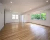 Spacious and Bright Living Room - Versatile Space