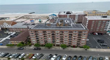 740 Broadway, Long Beach, NY, 1 Bedroom Bedrooms, 3 Rooms Rooms,1 BathroomBathrooms,Residential,For Sale,Broadway,3560007