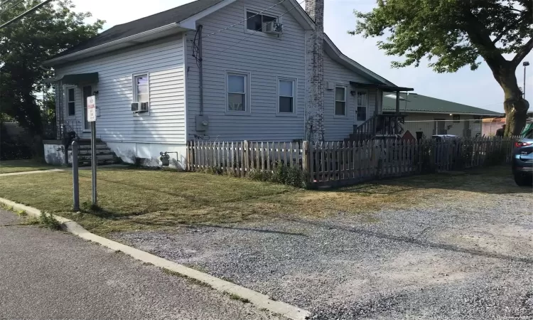 11 Waterview Street, East Rockaway, NY, 3 Bedrooms Bedrooms, 5 Rooms Rooms,1 BathroomBathrooms,Residential,For Sale,Waterview,3561993