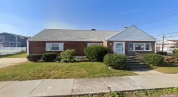 51 Vinton Street, Long Beach, NY, 3 Bedrooms Bedrooms, 7 Rooms Rooms,1 BathroomBathrooms,Residential,For Sale,Vinton,3564969