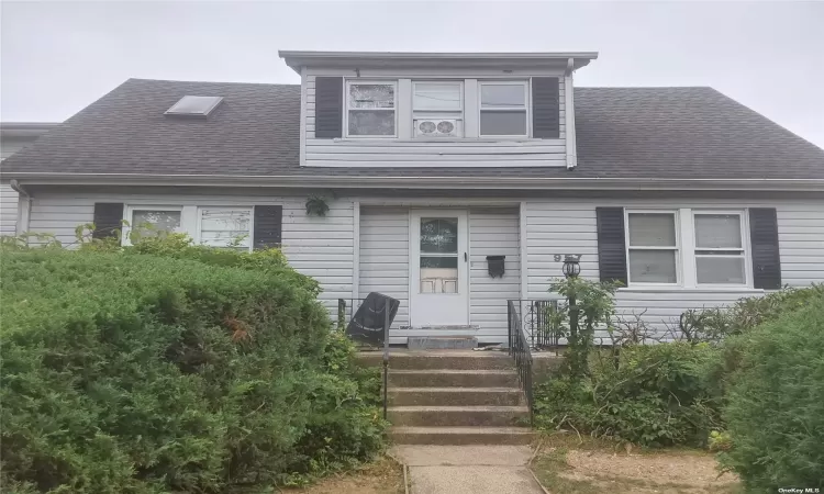 957 Broadway, Massapequa, NY, 4 Bedrooms Bedrooms, 6 Rooms Rooms,4 BathroomsBathrooms,Residential,For Sale,Broadway,3569449