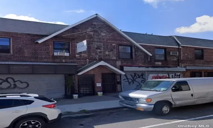 61-14 Laurel Hill Boulevard, Woodside, NY, ,Commercial Sale,For Sale,Laurel Hill,3570493