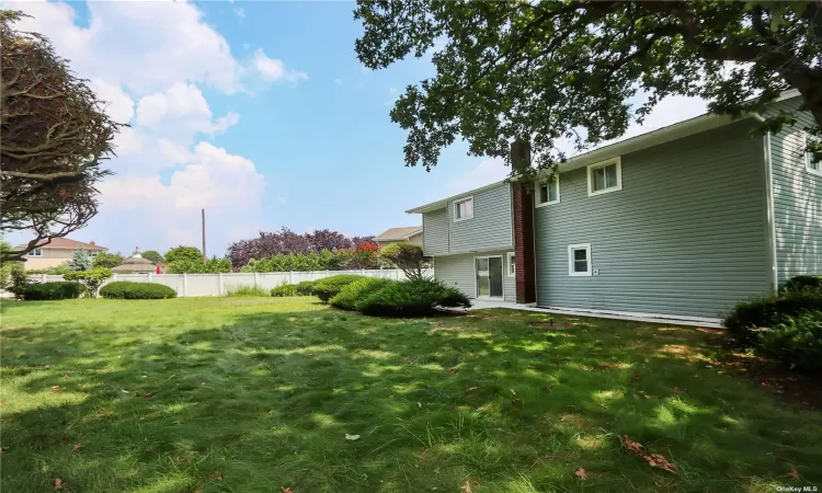 15 Carol Court, Massapequa, NY, 4 Bedrooms Bedrooms, 8 Rooms Rooms,2 BathroomsBathrooms,Residential,For Sale,Carol,3570861