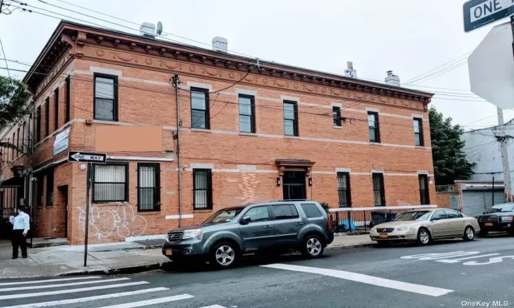 652 Grandview Avenue, Ridgewood, NY, ,Commercial Sale,For Sale,Grandview,3572347