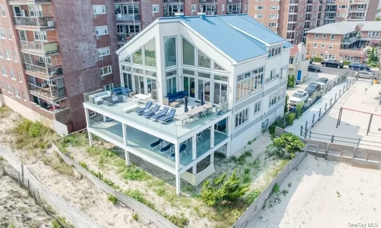 770 Shore Road, Long Beach, NY, 5 Bedrooms Bedrooms, 10 Rooms Rooms,3 BathroomsBathrooms,Residential Lease,For Rent,Shore,3574005